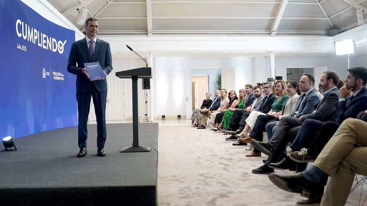 Comparecencia de Pedro Sánchez ante los medios para hacer balance del curso político
