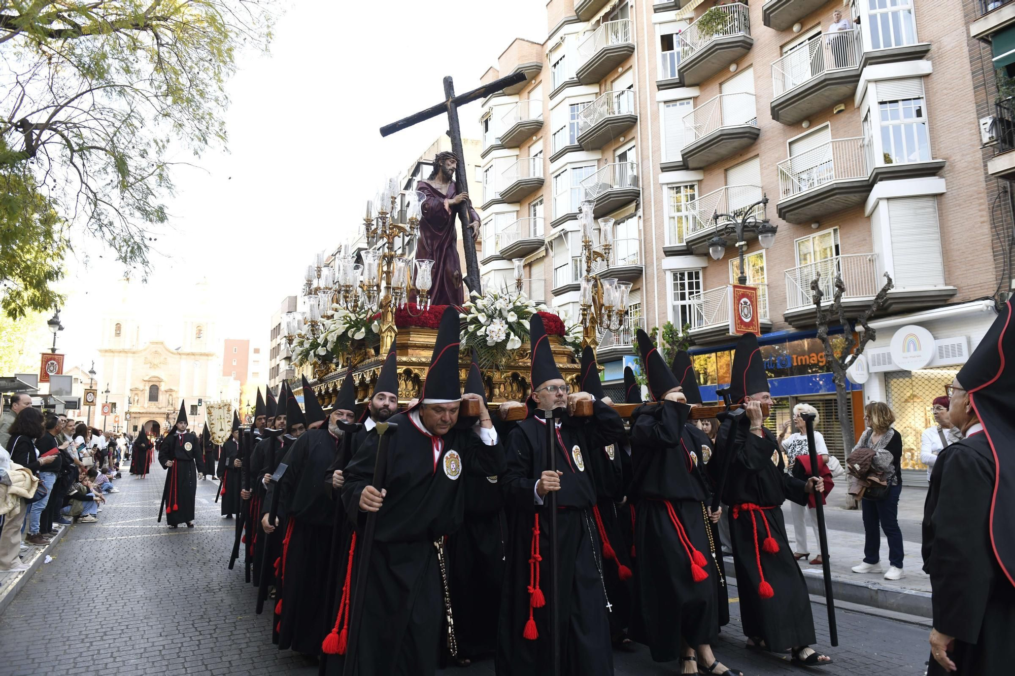 Procesión de la Soledad del Calvario en la Semana Santa de Murcia 2025.