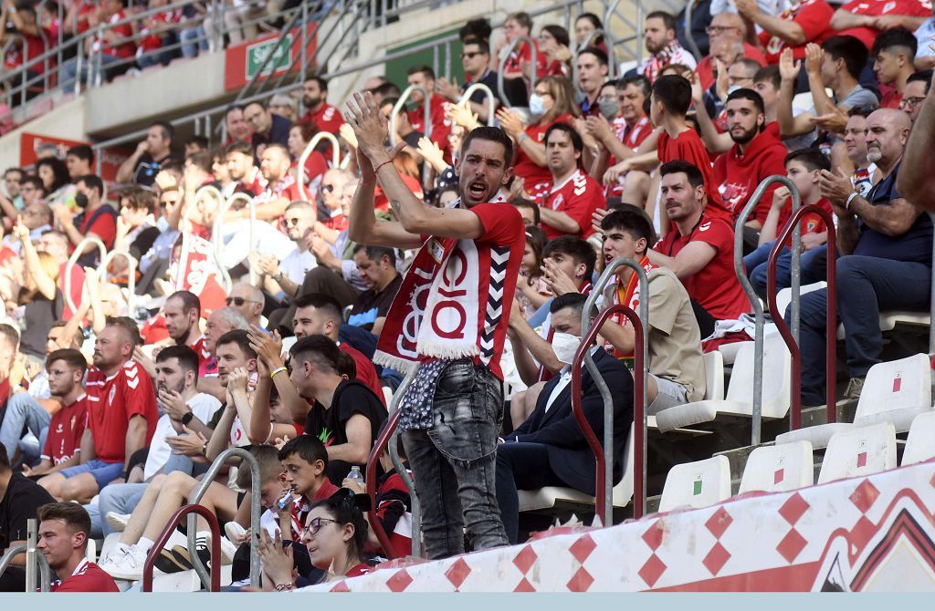 La victoria del Real Murcia frente al Águilas, en imágenes