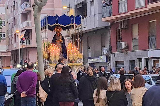 Así han salido a la calle las procesiones de la tarde del Domingo de Ramos en Elche