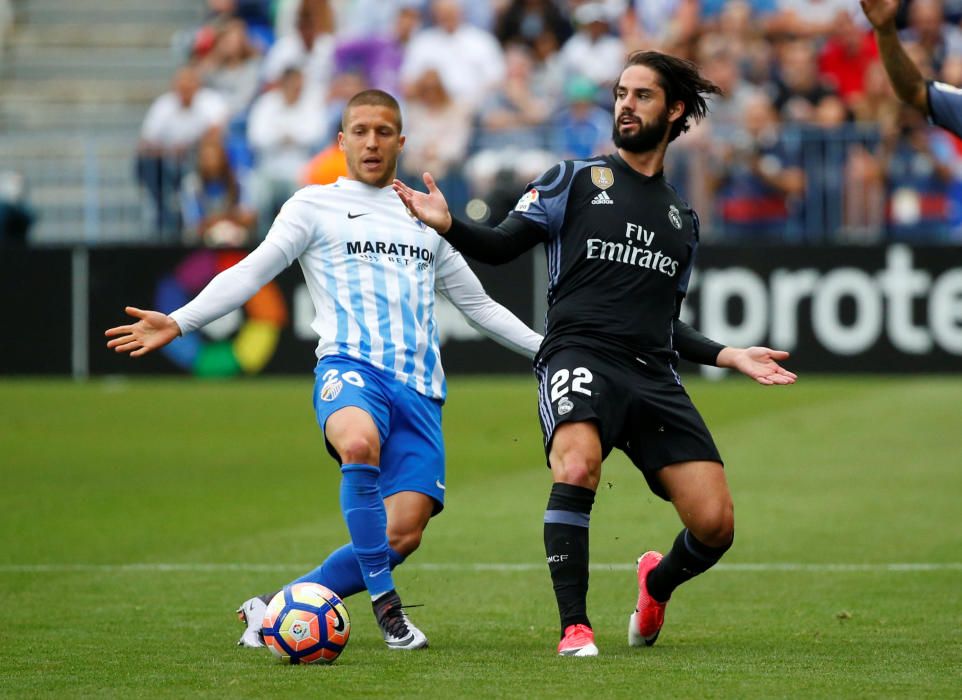 El Reial Madrid guanya la Lliga a Màlaga (0-2)