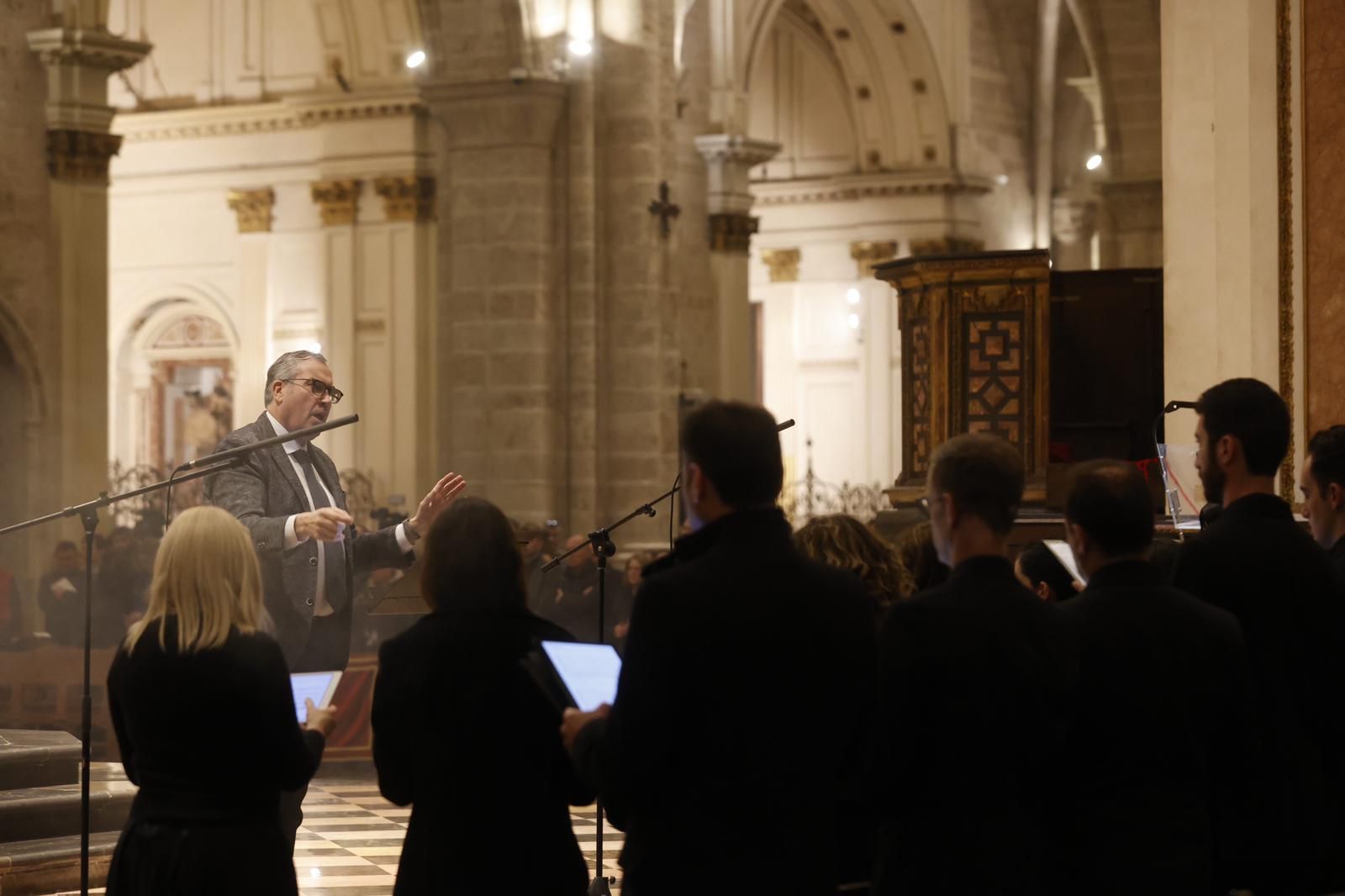 Así ha sido la misa en honor a las víctimas de la tragedia de Campanar