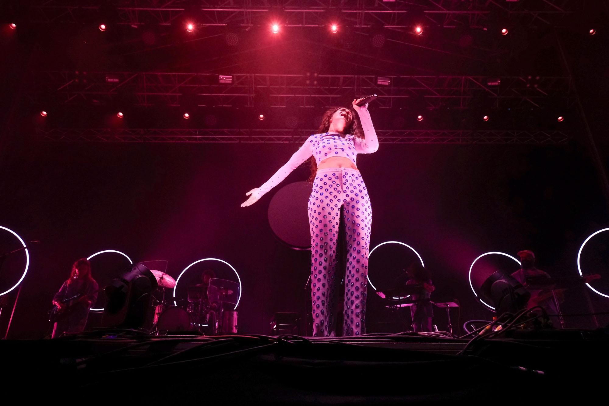 Primer día de conciertos en el Festival Cala Mijas 2023: Amaia