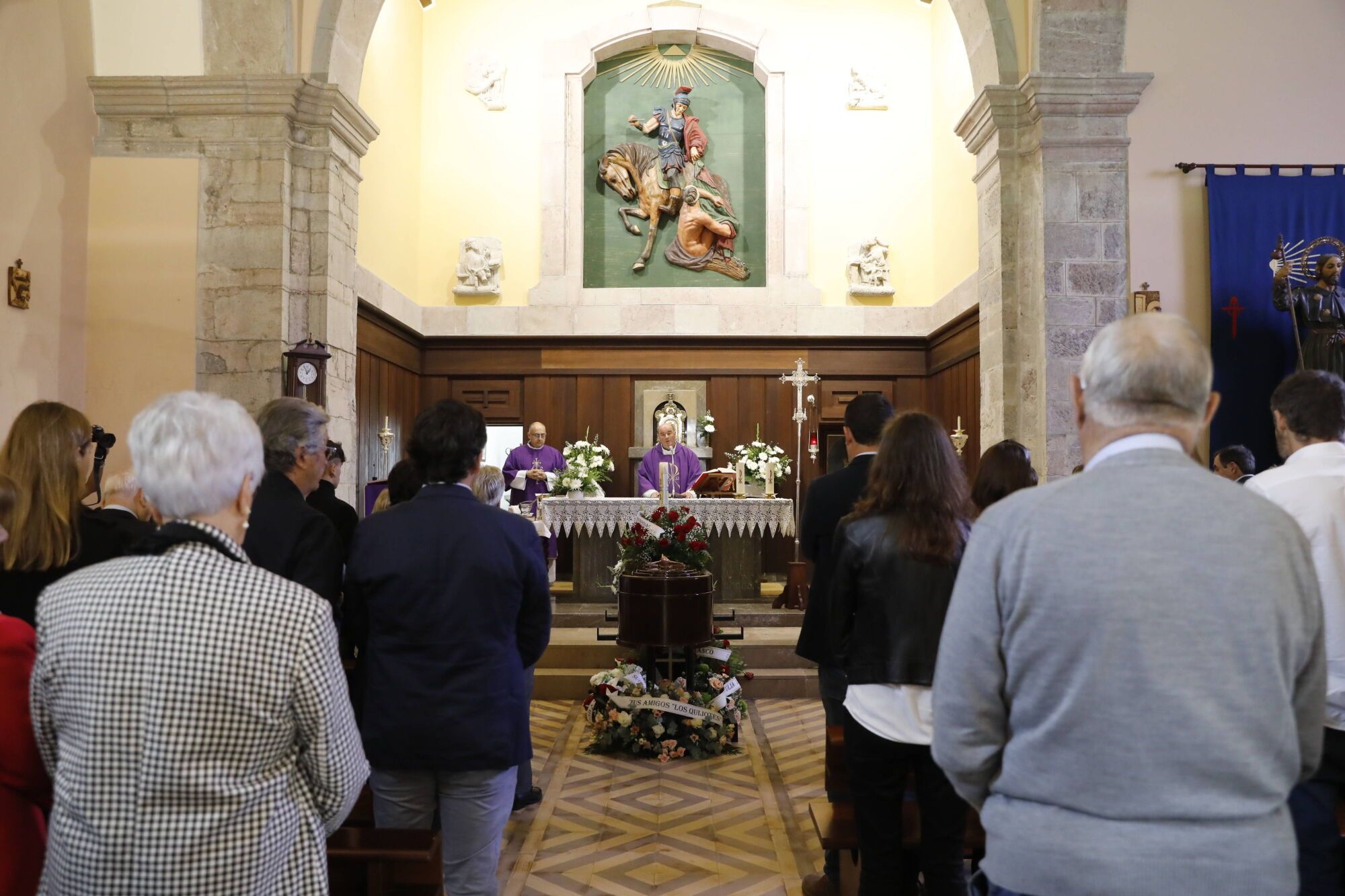Así fue el funeral de Emilio Serrano en Ribadesella
