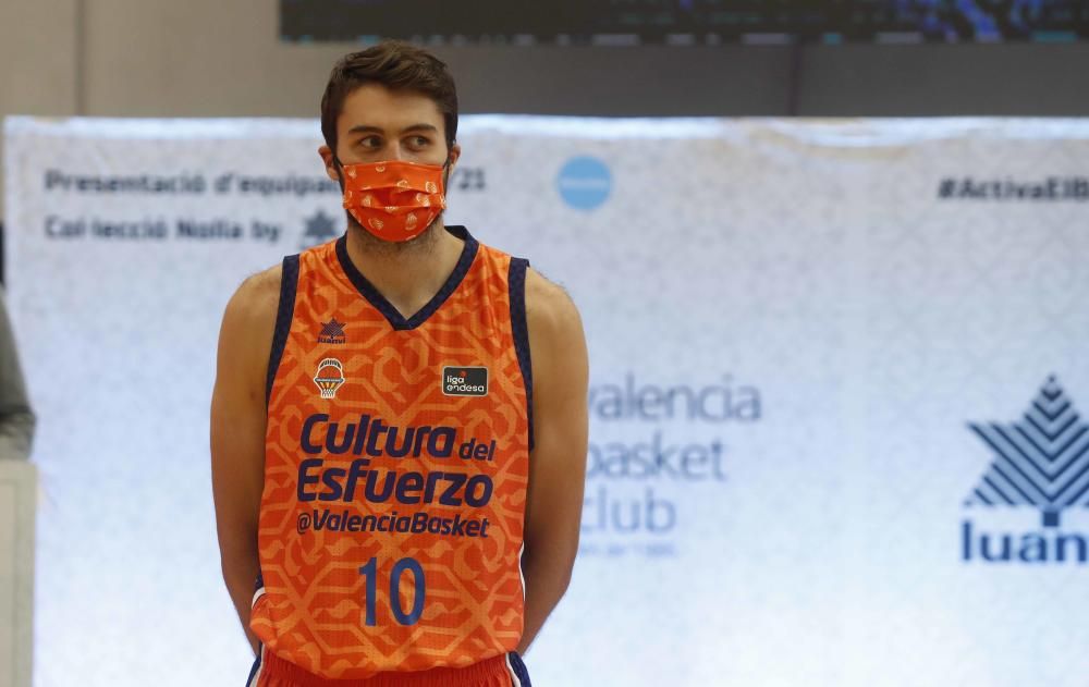 Presentación equipaciones del Valencia Basket