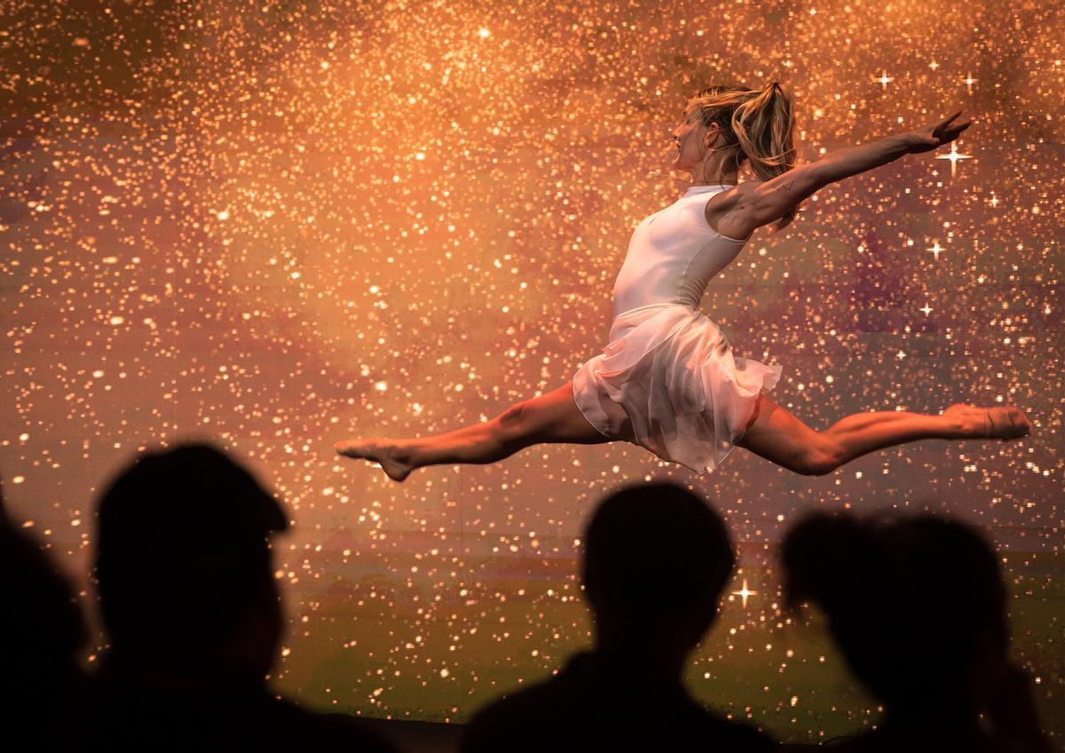 Una de las escenas de baile durante 'Génesis'.