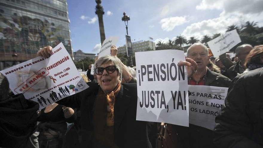 Concentración de pensionistas en el Obelisco, la pasada primavera.