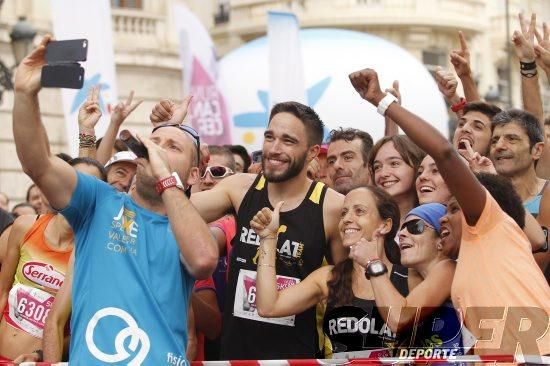 Búscate en la galería de la jornada contra el cáncer en Valencia