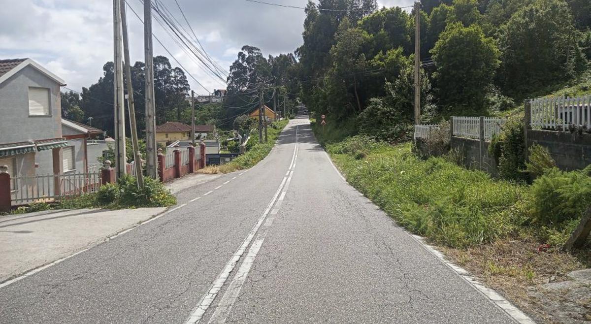 La carretera EP-1002, entre Madalena y Herbello. |  Gonzalo Núñez