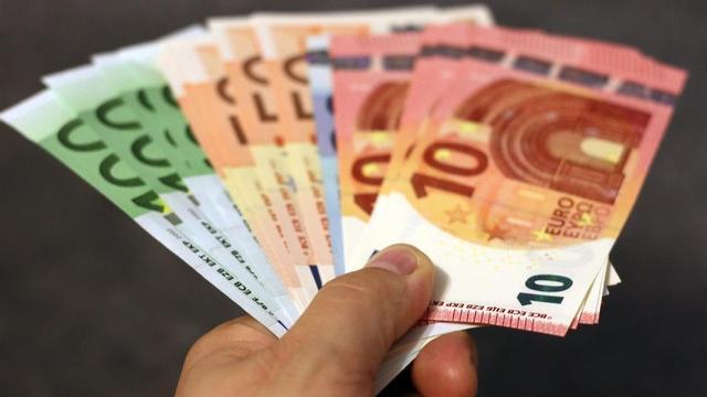 dinero euros