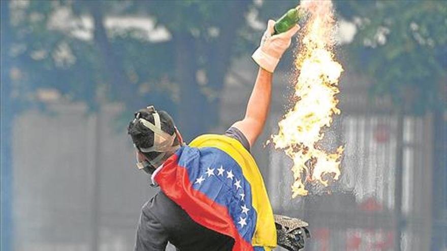 Venezuela inicia el proceso para dejar de pertenecer a la OEA