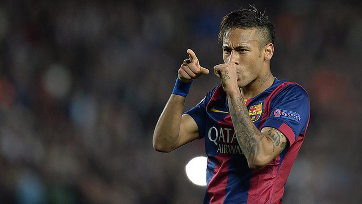 Neymar celebra su primer gol ante el PSG, en la vuelta de cuartos de la Champions, en el Camp Nou