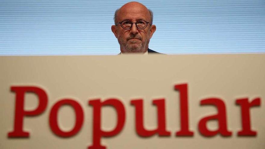 El presidente de Banco Popular, Emilio Saracho, durante una comparecencia pública.