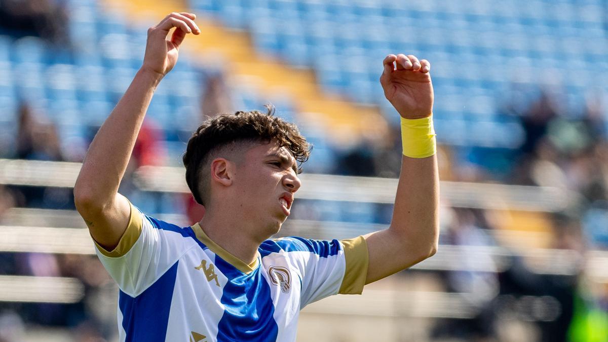 Luque Júnior lamenta una ocasión durante el partido contra el Teruel jugado e el Rico Pérez.