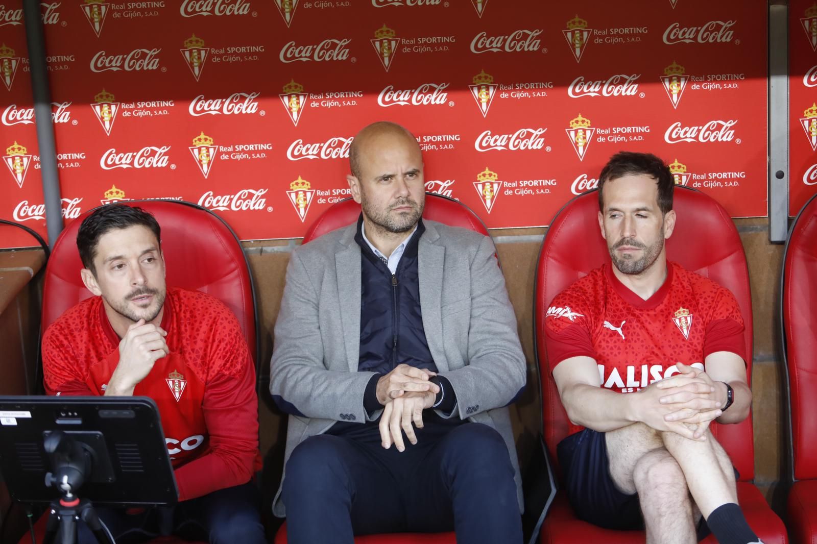 EN IMÁGENES: Partido en El Molinón entre Sporting y Real Valladolid