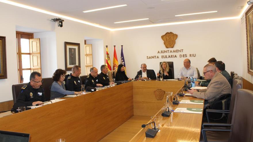 Santa Eulària reclama más control sobre los fondeos en el litoral