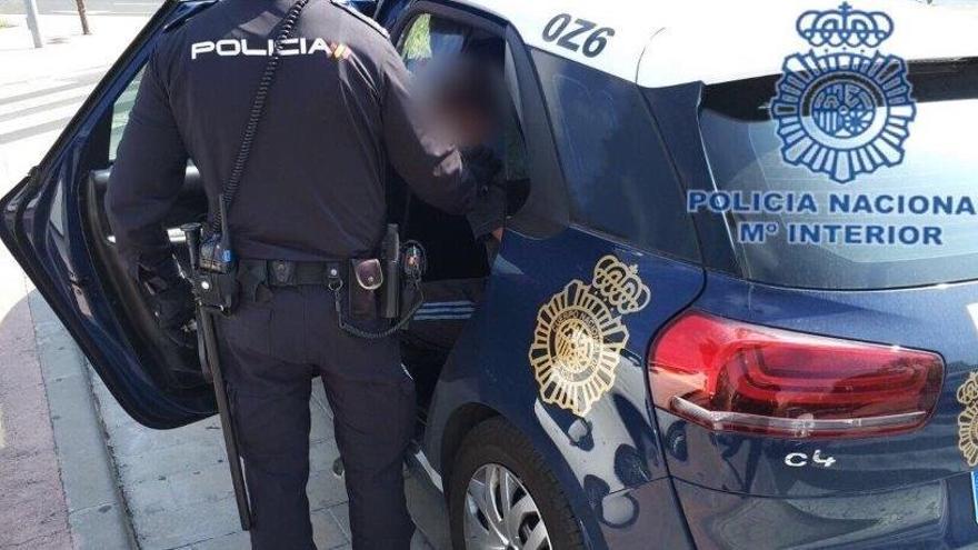 Un patrulla de la Policía Nacional.