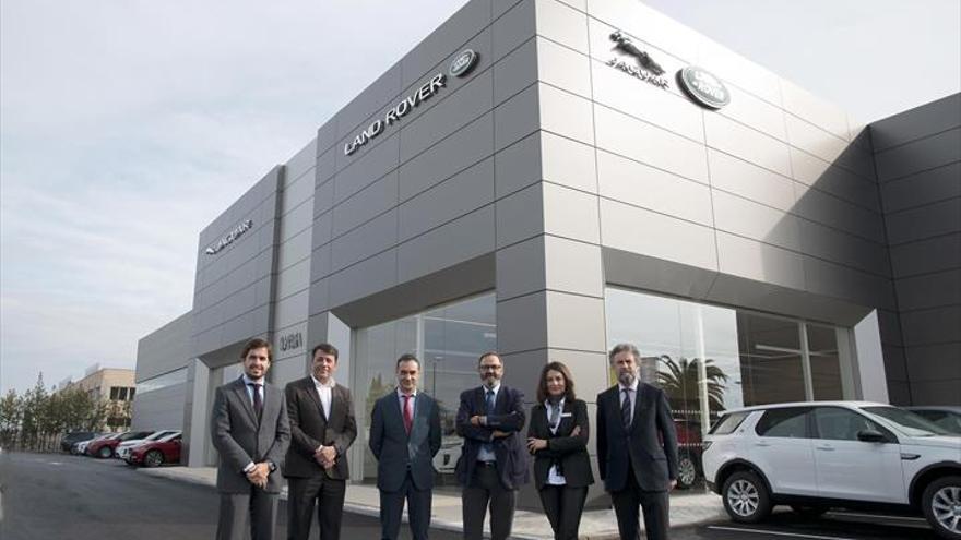 Jaguar LandRover presenta su renovado concesionario GYSA