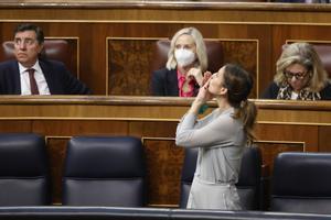 Irene Montero aconsegueix aprovar la llei trans malgrat les diferències del PSOE i UP sobre menors