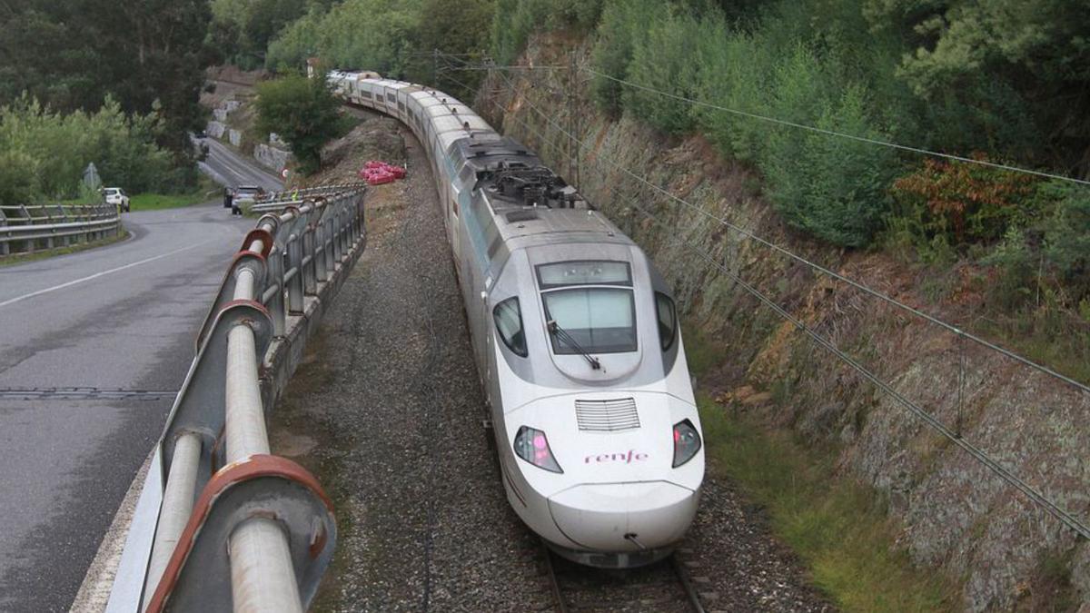 Tren valencia cheap lugo