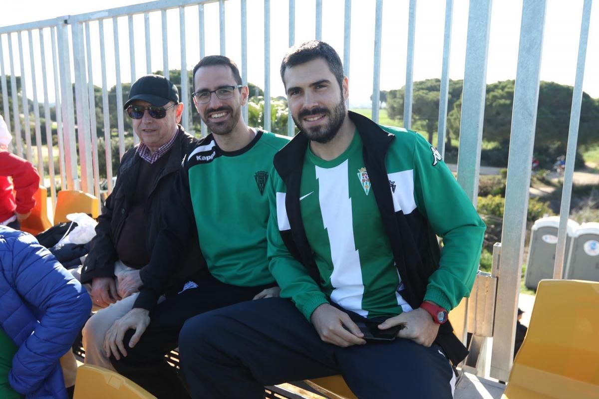 La afición cordobesista, con su equipo en Cádiz