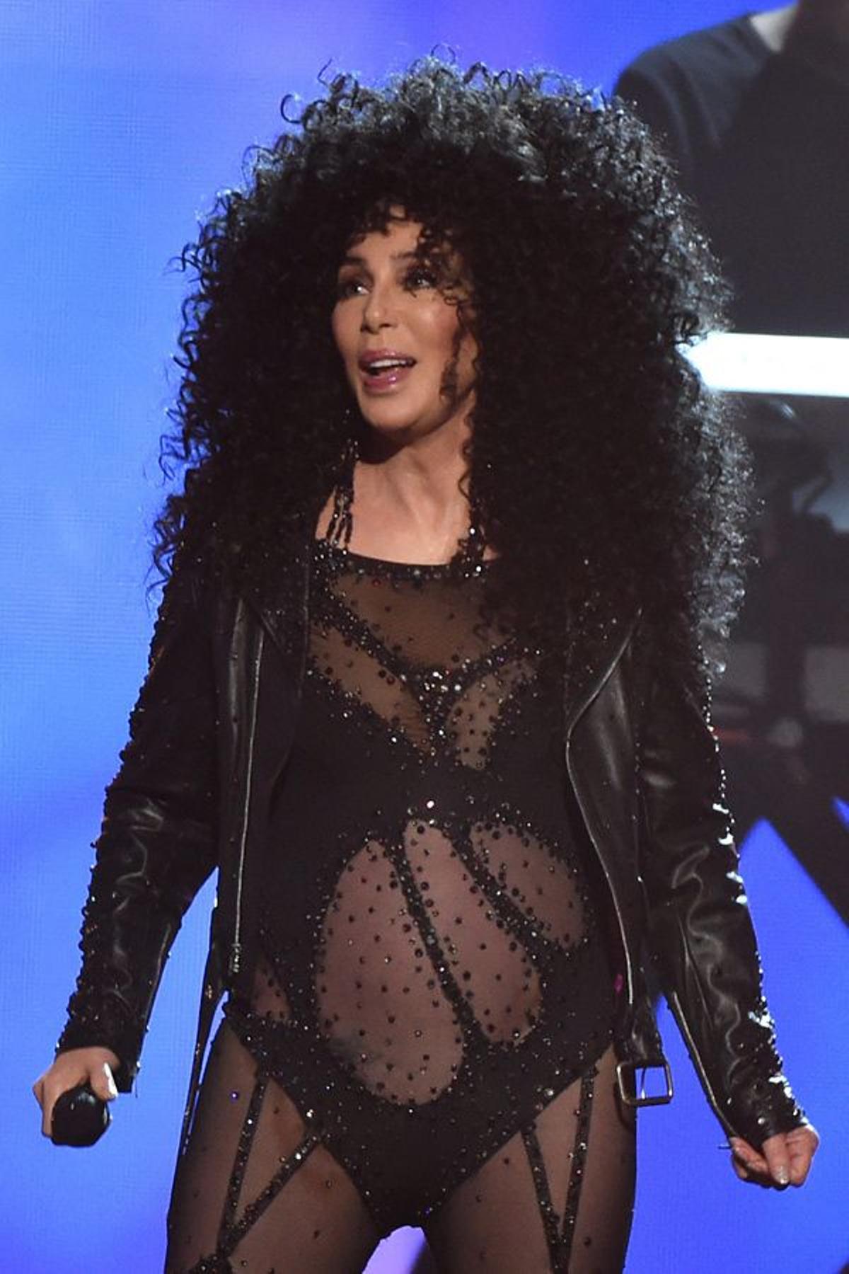 Billboard Music Awards 2017: Cher sobre el escenario