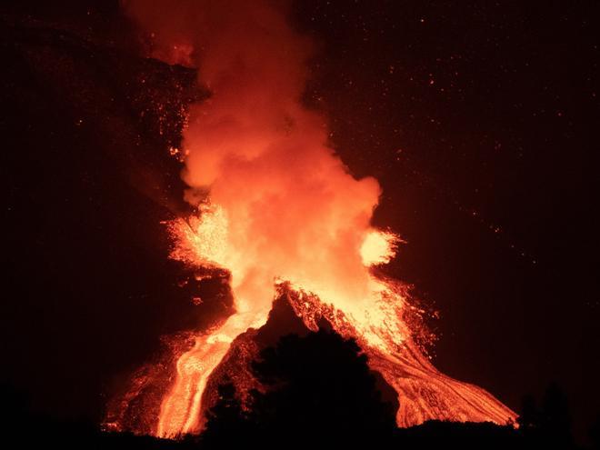 Las imágenes más impresionantes de la erupción de La Palma este fin de semana