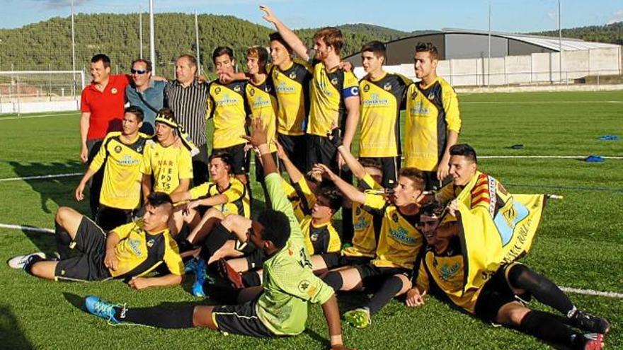 El juvenil B del Navarcles queda campió a Segona  i puja a Primera Divisió