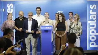 El PP balear celebra la victoria pese a no sumar una mayoría y envía un mensaje al PSOE: "España no se merece un bloqueo institucional por parte de quien ha perdido"