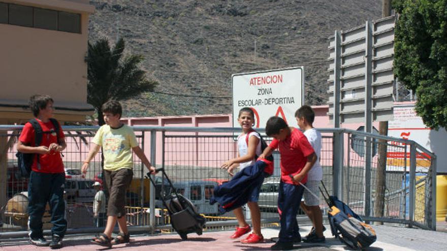 Zona del instituto y de las distintas instalaciones deportivas con que cuenta San Sebastián de La Gomera.