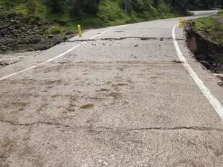 Restablecido el tráfico en la carretera entre Peñas Blancas y Genalguacil