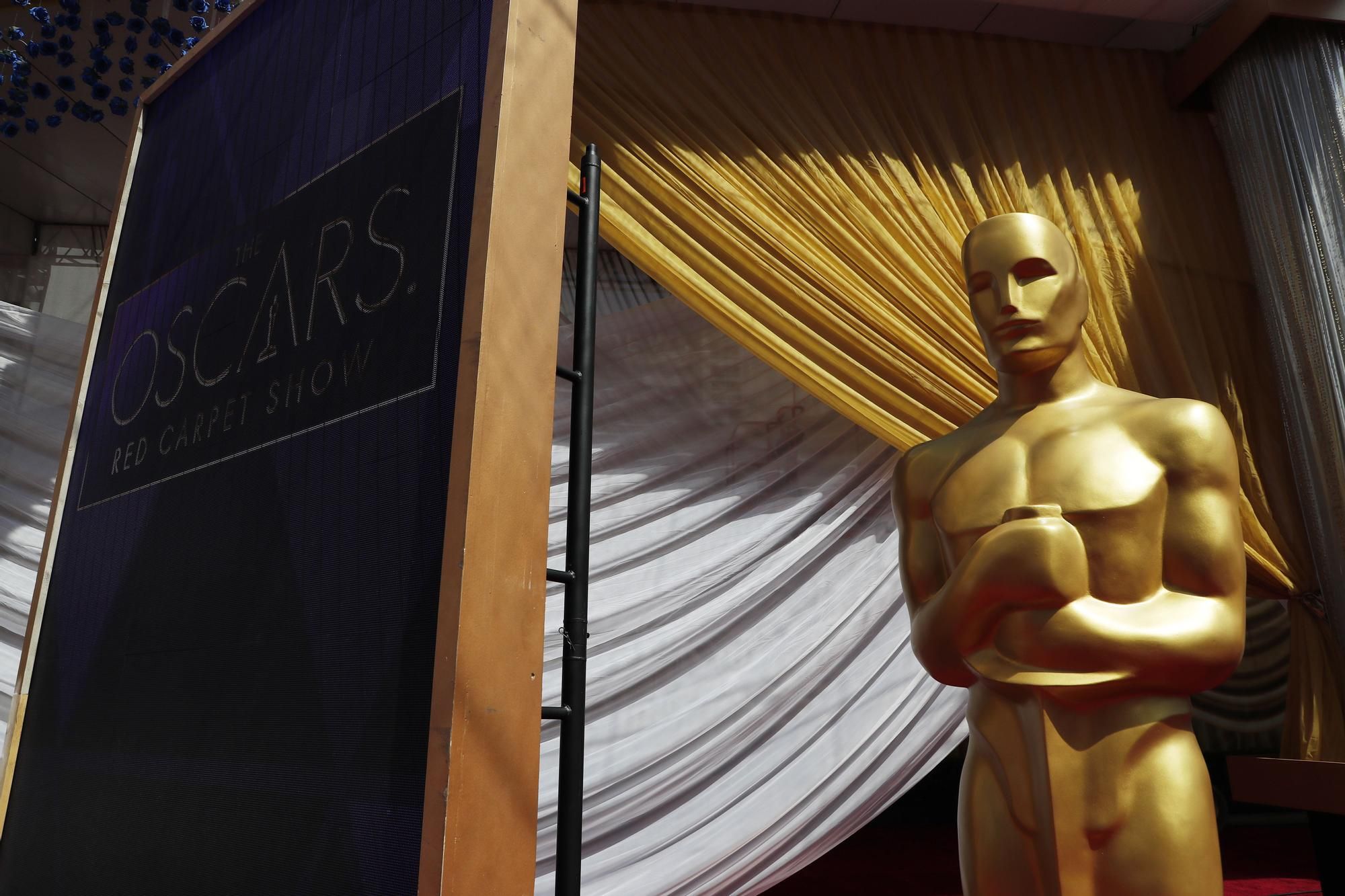 Una estatuilla gigante de los Oscar, en Los Ángeles.