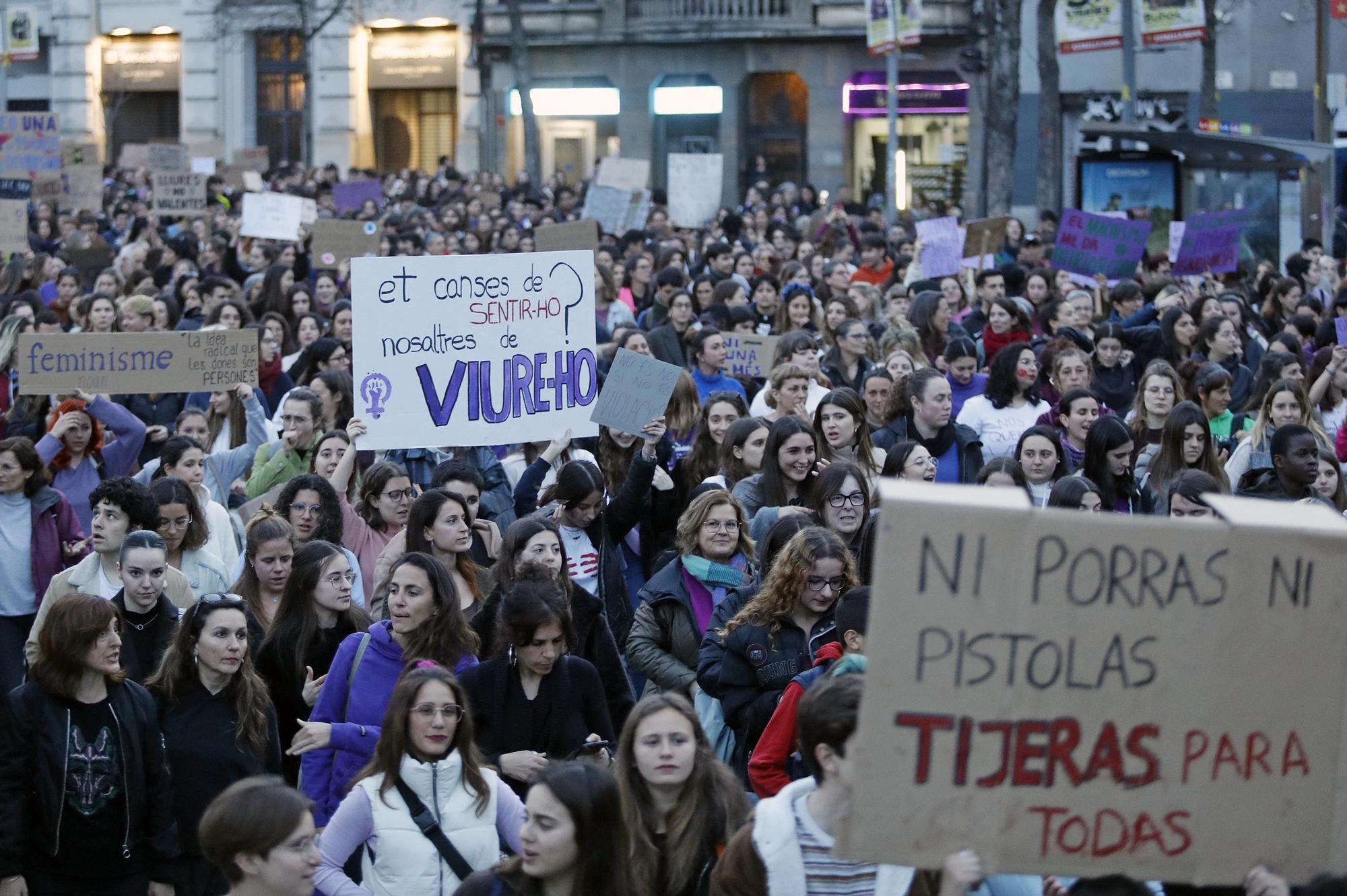 Manifestació 8M a Girona.