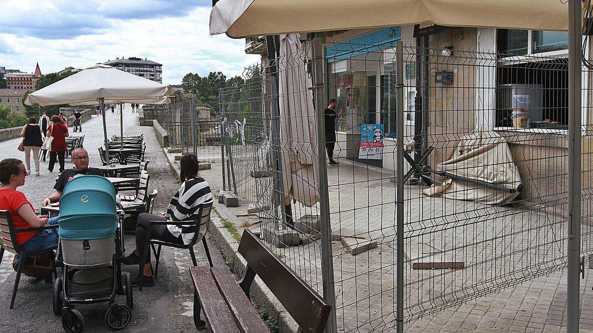 La zona afectada de la Avenida de las Caldas que reparará, finalmente, el Concello.