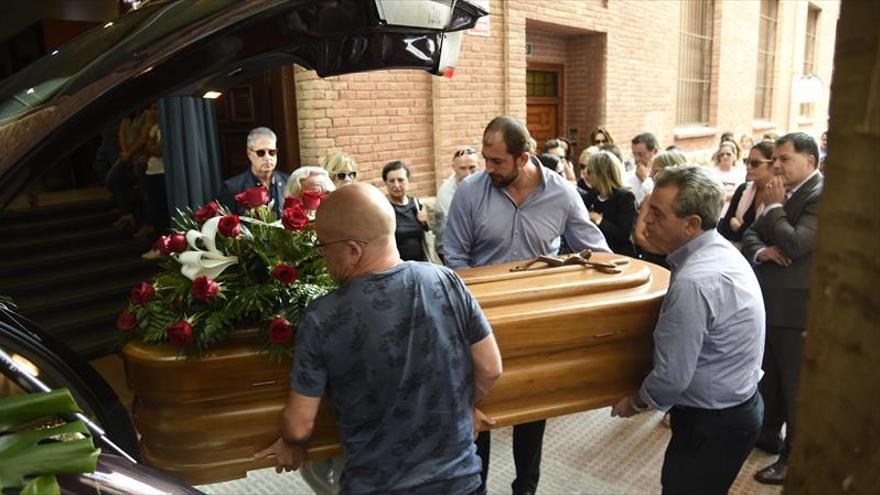 Último adiós a José Luis Linares en Carmelitas