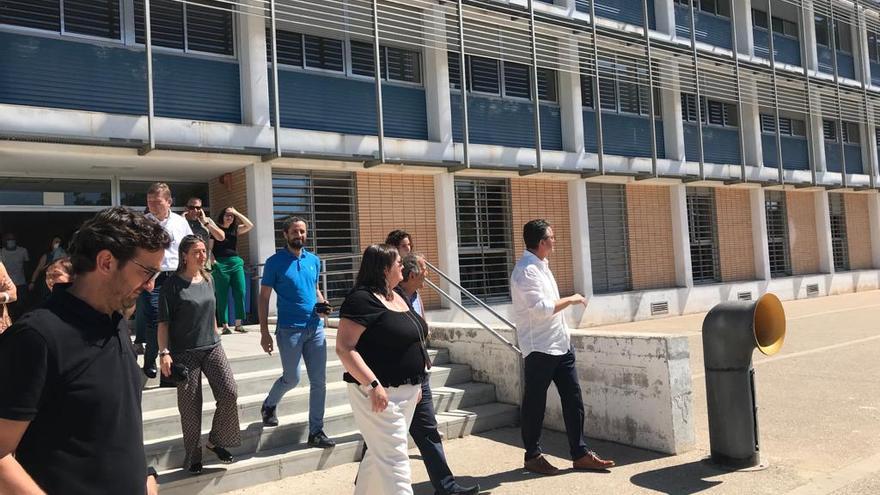 El secretario autonómico de Educación visita las obras del Pla Edificant de Alcàsser