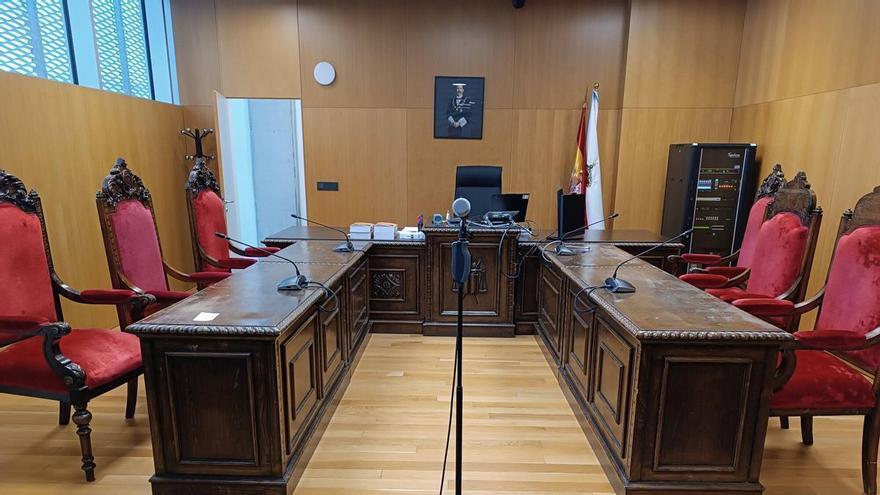Acusan en Ourense a una inquilina de causar desperfectos en un piso y llevarse varios enseres antes de dejarlo