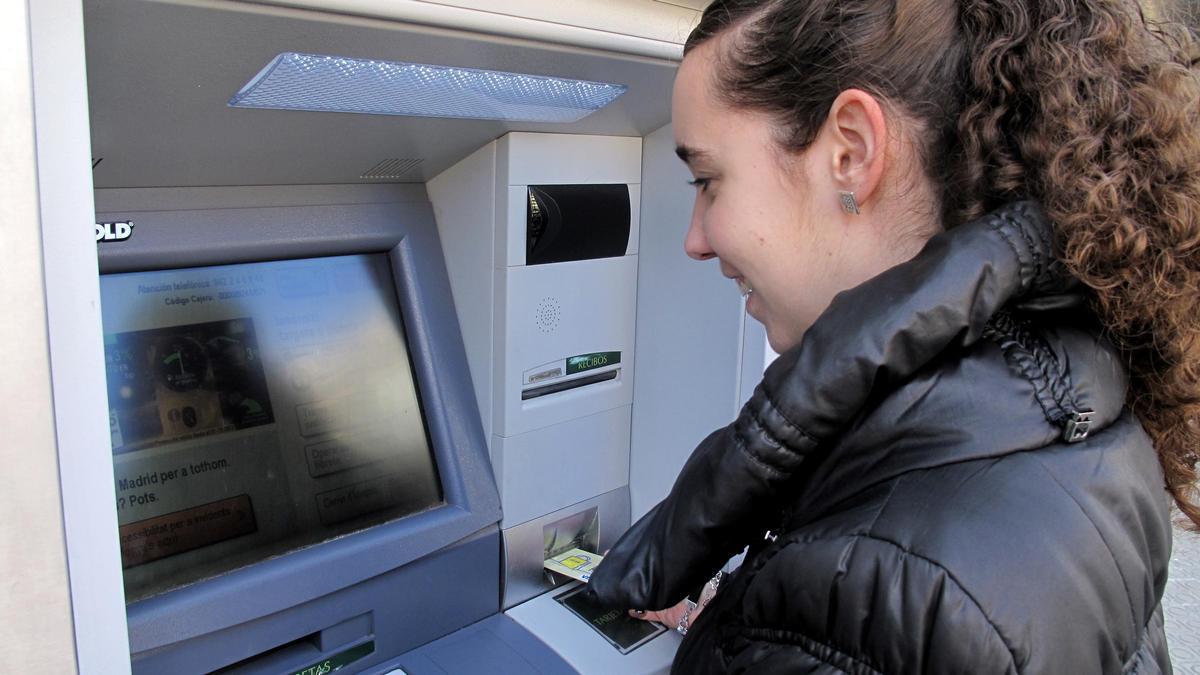 Nuevas estafas en cajeros automáticos