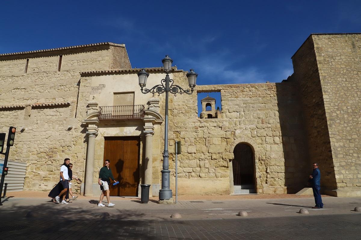 Nuevo acceso al Alcázar de los Reyes Cristianos.