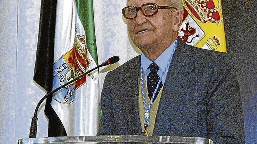 José Luis Pérez Chiscano BOTANICO. MEDALLA DE EXTREMADURA : &quot;Al naturalista le interesa todo lo que se mueve&quot;