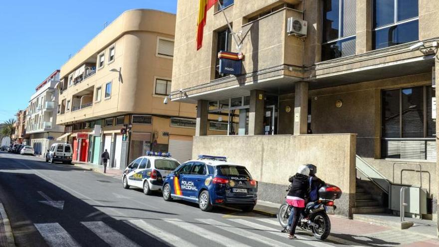 El detenido ha pasado la noche en los calabozos de la Comisaría