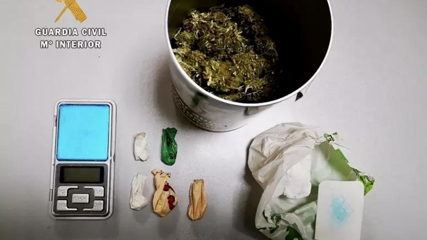 Detenido en Hervás con 276 dosis de cocaína y 36 gramos de cogollos en su vivienda