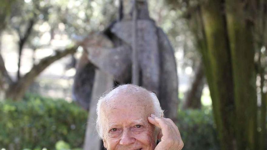 El escultor Venancio Blanco.