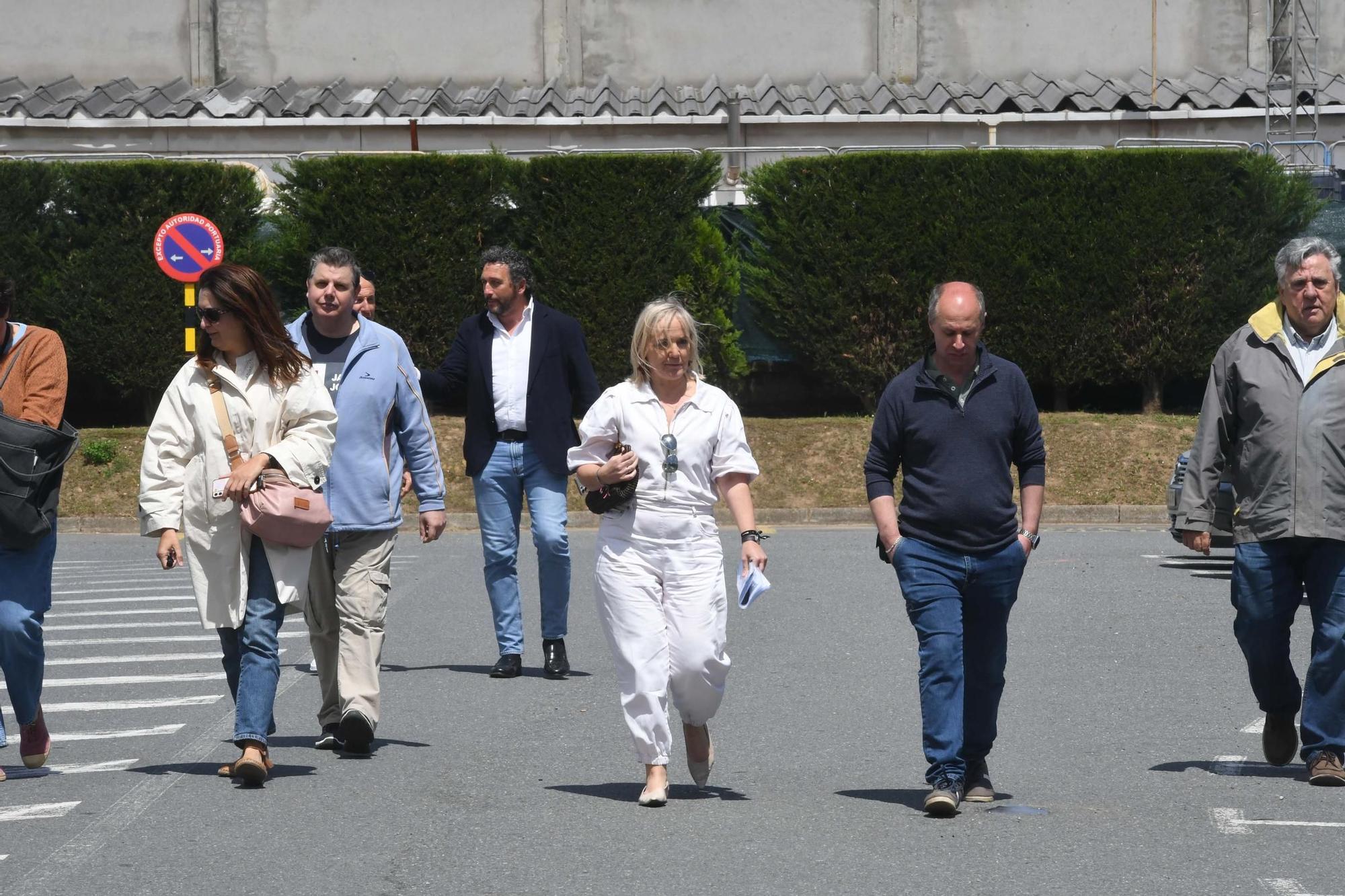 Mariscadores de O Burgo urgen "soluciones" mientras no puedan faenar tras el dragado y el PP anuncia iniciativas