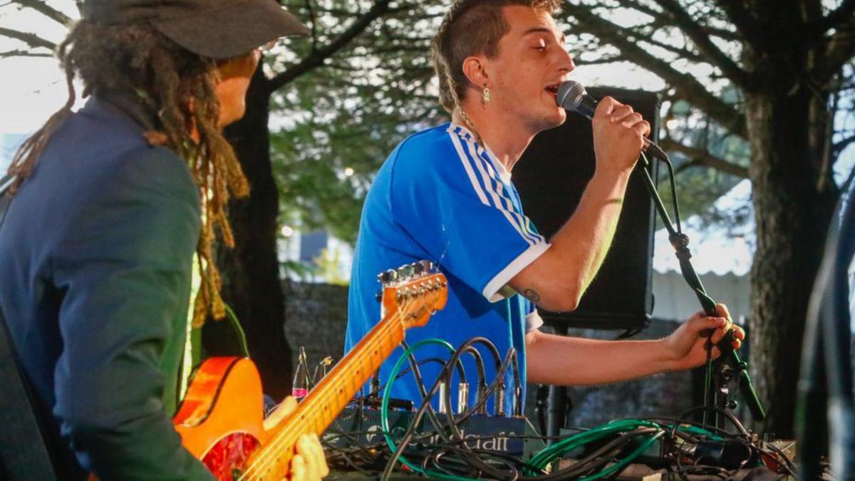 El grupo Ortiga dará un concierto el sábado, en Xeve.
