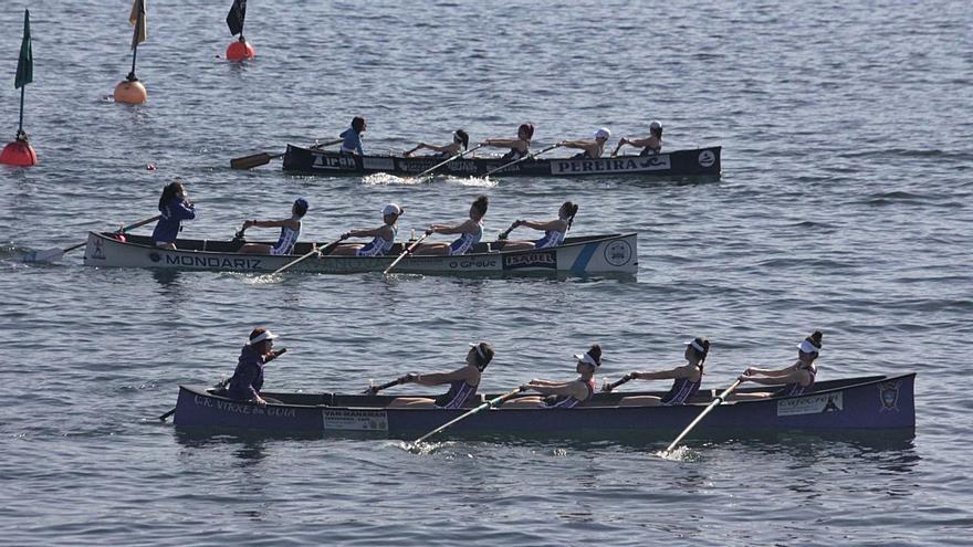 Meira reparte los billetes para el Campeonato Gallego