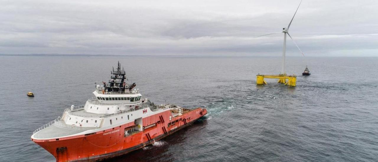 Energía eólica flotante en Escocia.