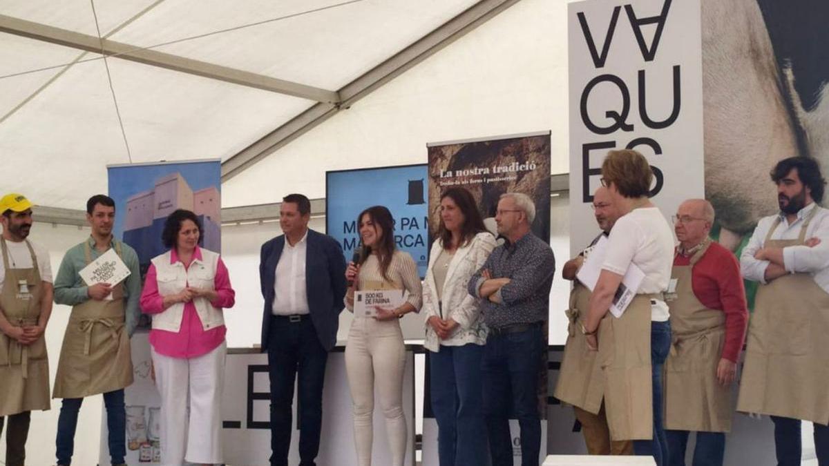 Laura Planells agradece el premio conseguido ayer.