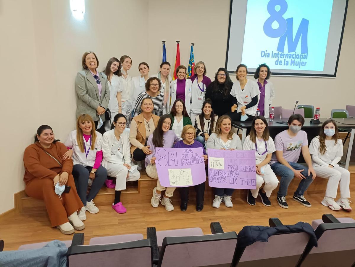 Así ha celebrado el Hospital General de Elche el 8M