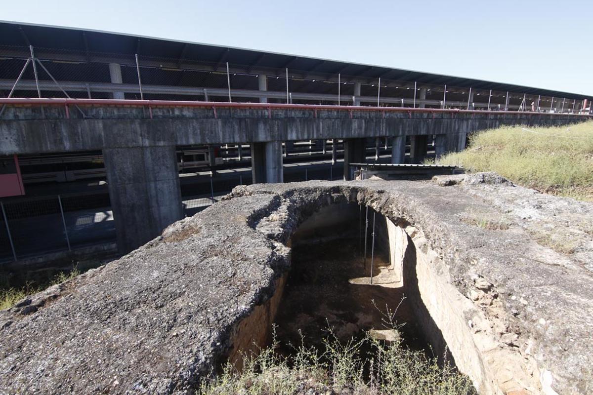 Urbanismo y Sadeco inician la limpieza del yacimiento de Cercadilla Urbanismo y Sadeco inician la limpieza del yacimiento de Cercadilla